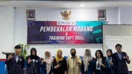 Suasana antusias terasa di Politeknik LP3i Makassar saat ratusan mahasiswa mengikuti kegiatan pembekalan bertajuk