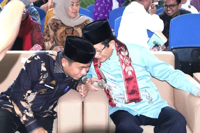 
					Wali Kota Parepare, Tasming Hamid dan Menteri Agama RI, Nasaruddin Umar.